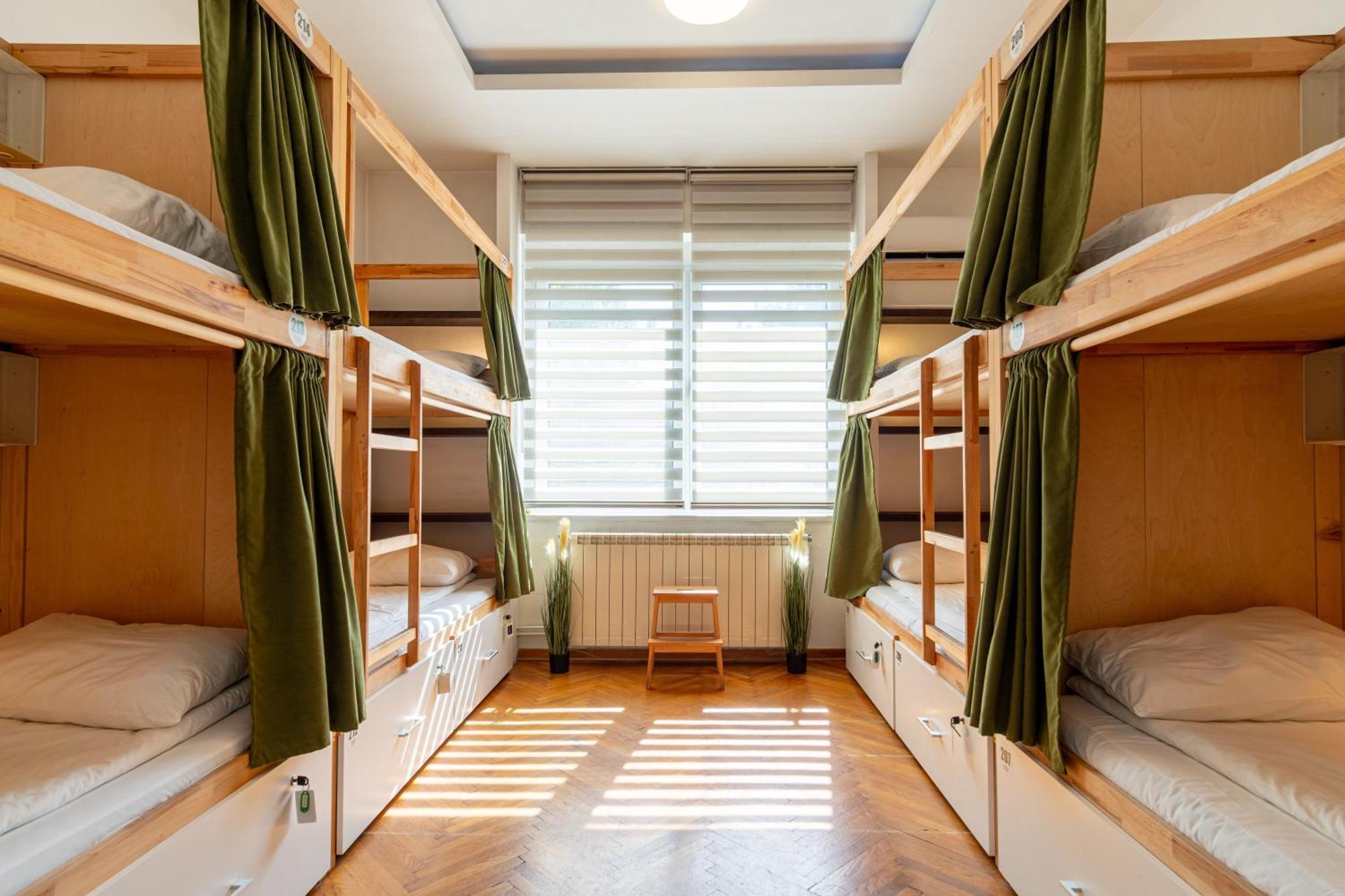 Cabbage Hostel Belgrad Dış mekan fotoğraf