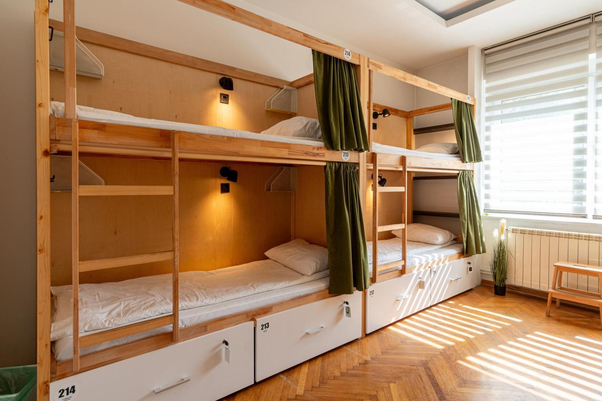 Cabbage Hostel Belgrad Dış mekan fotoğraf