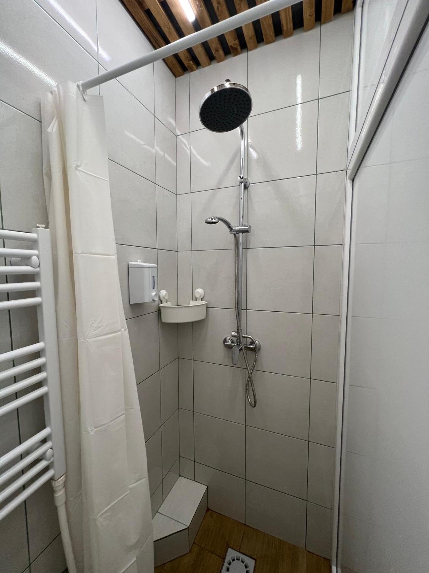 Cabbage Hostel Belgrad Dış mekan fotoğraf